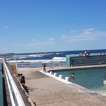 Arena Luxury Beachfront Apartment Newcastle Extérieur photo