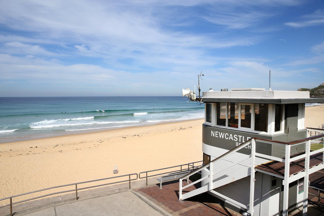 Arena Luxury Beachfront Apartment Newcastle Extérieur photo